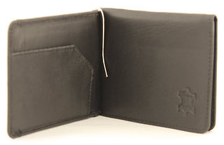 MIESTEN KLIPSILOMPAKKO - DERNIER 2952