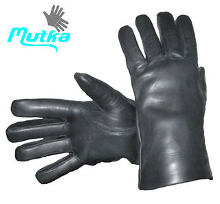 2369M NAISTENKÄSINE LAMPAANKARVA VUORILLA